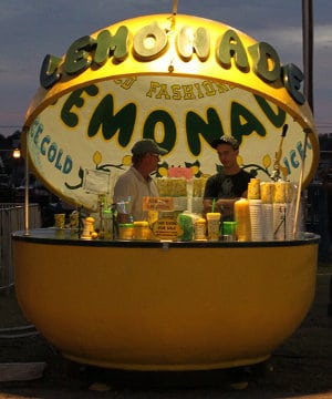 Salespeople at a lemonade stand