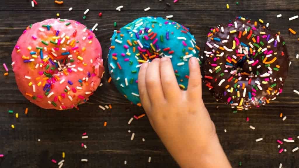 employees dont take ownership hand sneakily grabbing donut 1024x576 1