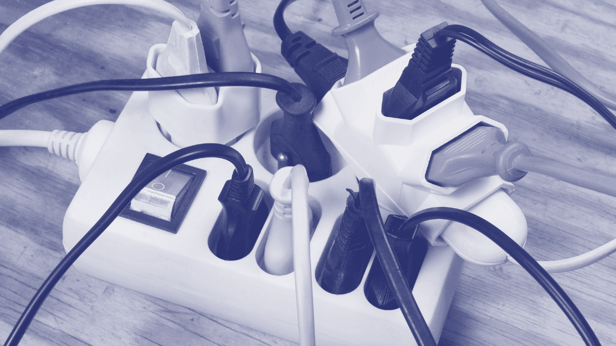 Overloaded at work? Here are 6 ways to push back to clients & coworkers!