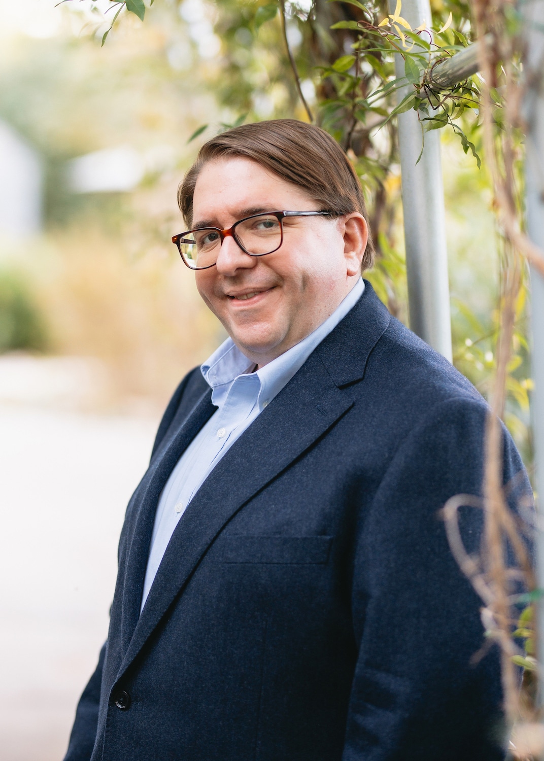 karl-sakas-headshot-facing-left-2025-008 Agency advisor Karl Sakas