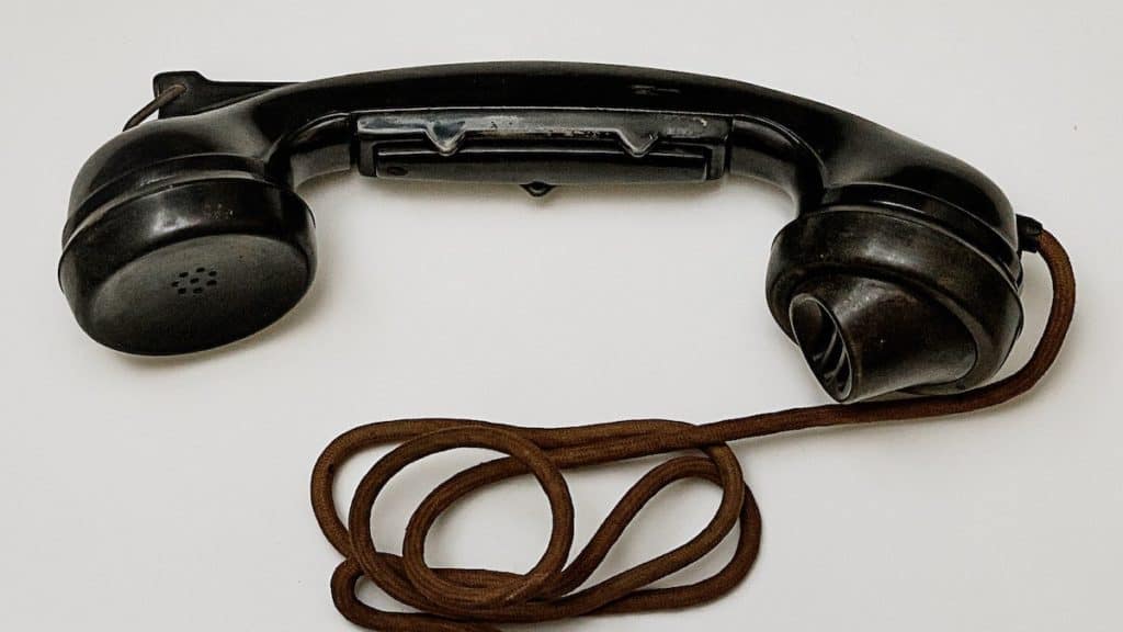 Save time with a pre-qualification survey before you get on the phone!